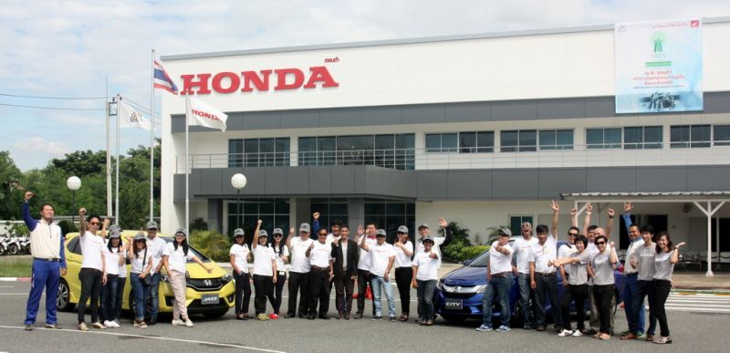 СМИ Пхукета прошли курс безопасного вождения в центре Honda