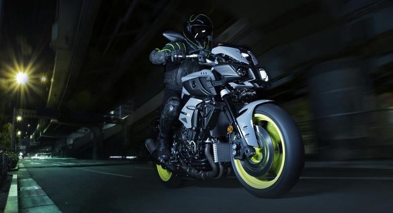 Точно в десятку: Новый стритфайтер Yamaha MT-10