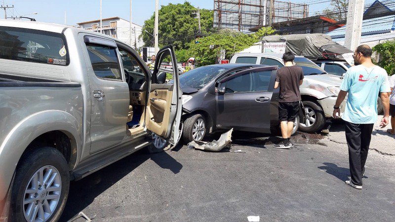 Мототаксист погиб в дорожной аварии в Чалонге