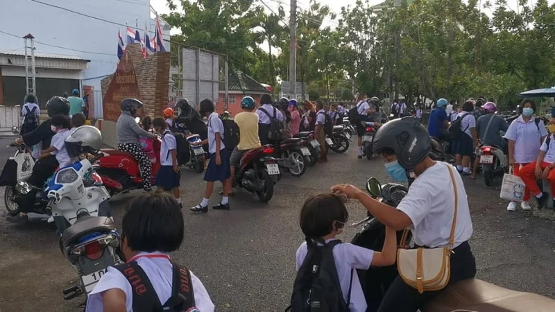 Водителей попросили быть терпеливей на дорогах в связи с началом учебного года