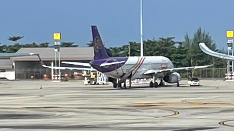 Самолет Thai Smile совершил вынужденную посадку на Пхукете