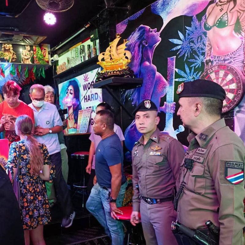 Инспекции в каннабис-шопах Патонга в 2023 году. Фото: Patong Police